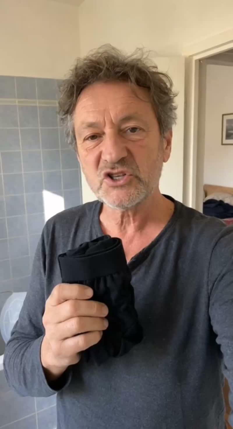 Alain, 61 ans — Discret comme un boxer normal